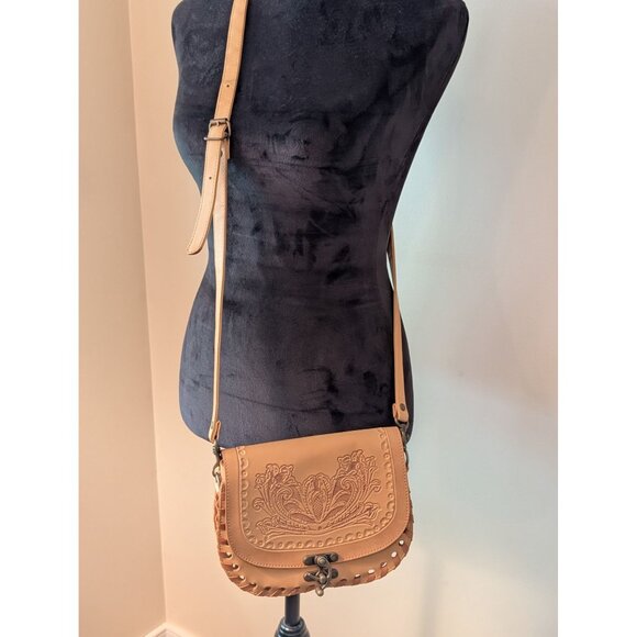 Small Leather Crossbody Bag W/ Floral Embossed Tooled Design Brass Latch Closure - Picture 13 of 13